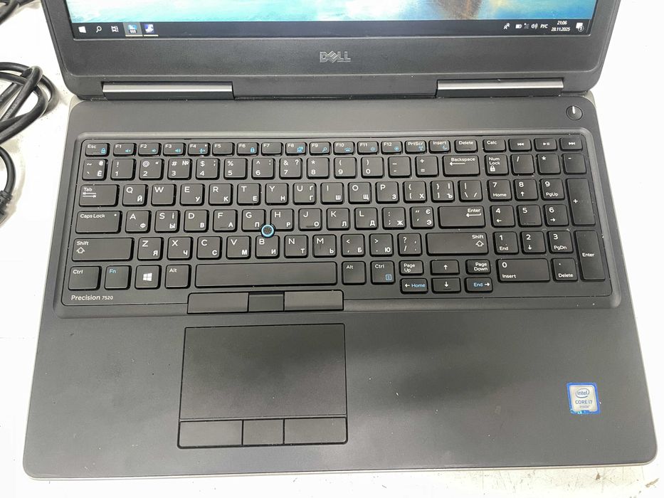 Ноутбук Dell Precision 7520 экран 17 FullHD/ Core i7/ Radeon Pro