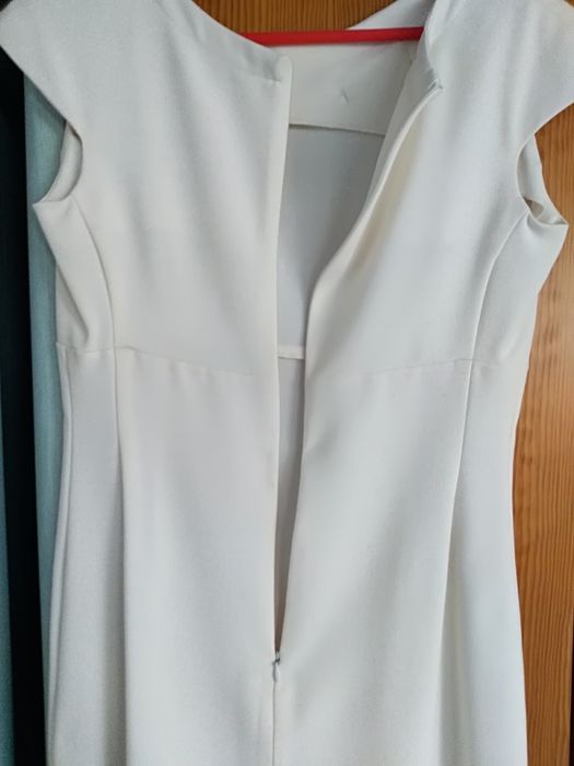 Sukienka wizytowa jasny beż