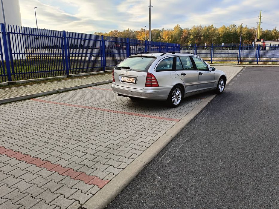 Mercedes C klasa 2.2 CDI automat