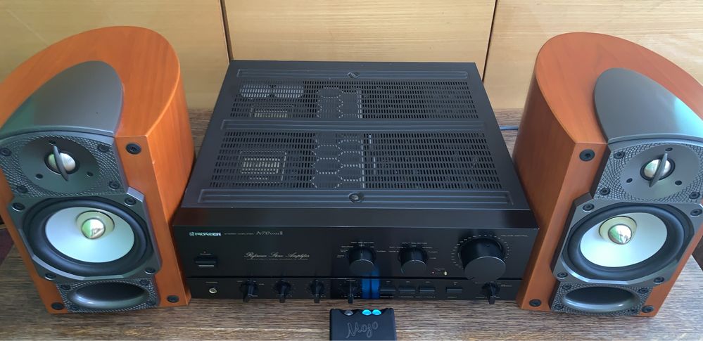 Pioneer A-717 MK2 hi end paradigm studio 10