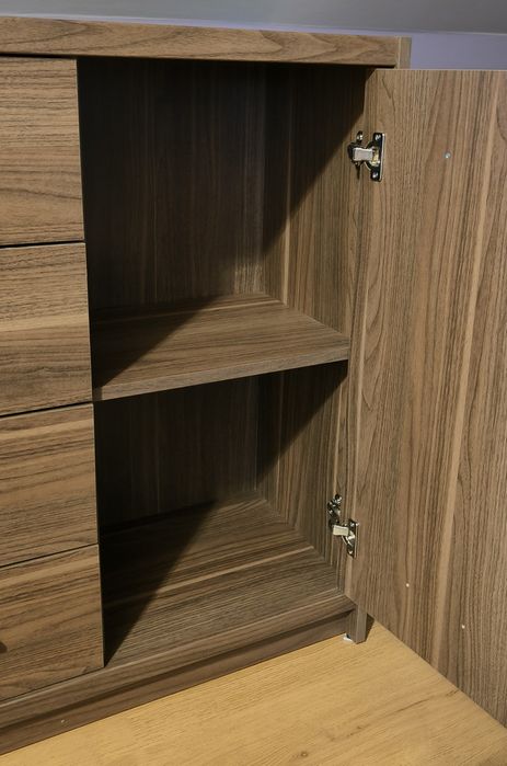 Komoda z 4 szufladami Orzech Virginia szer. 118,5 x wys 87 cm