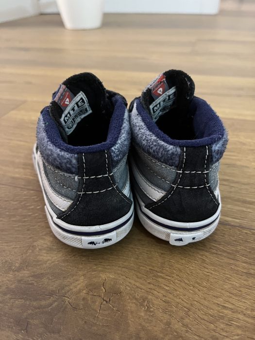 Tennis impermeaveis Vans crianca