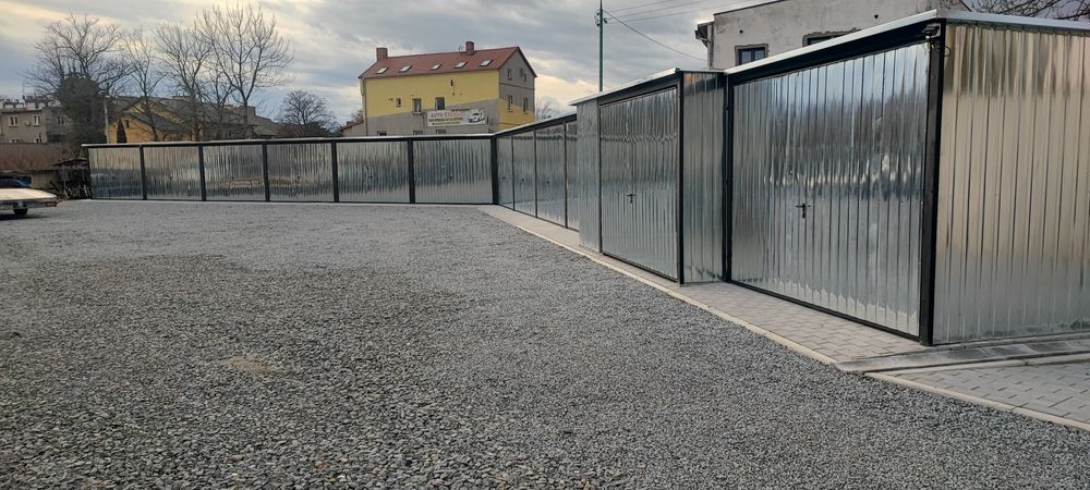Garaż do wynajęcia 3x5 Dzierżoniów  centrum monitorowane
