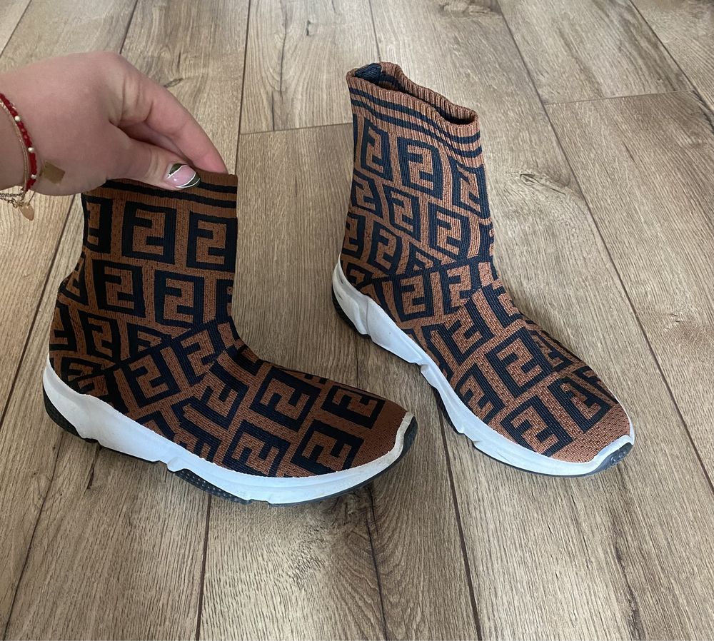 Buty sneakersy skarpetowe sportowe Fendi designerskie Balenciaga r. 40