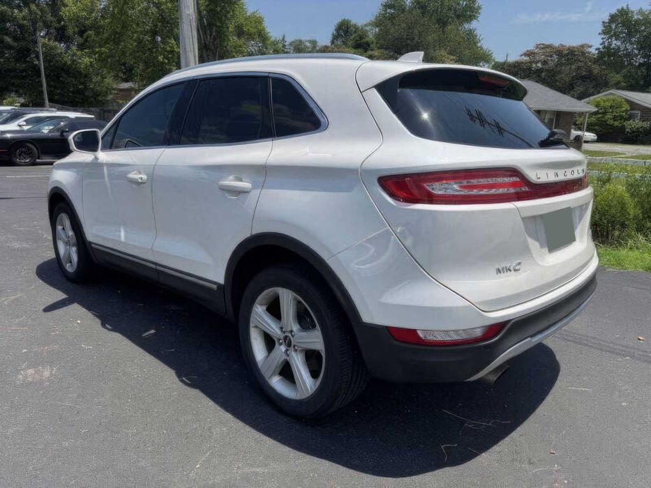 Lincoln MKC Premiere      2016