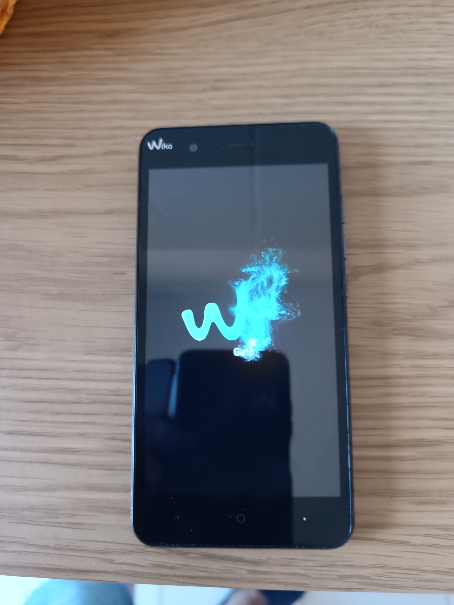Telemóvel Wiko muito bonito
