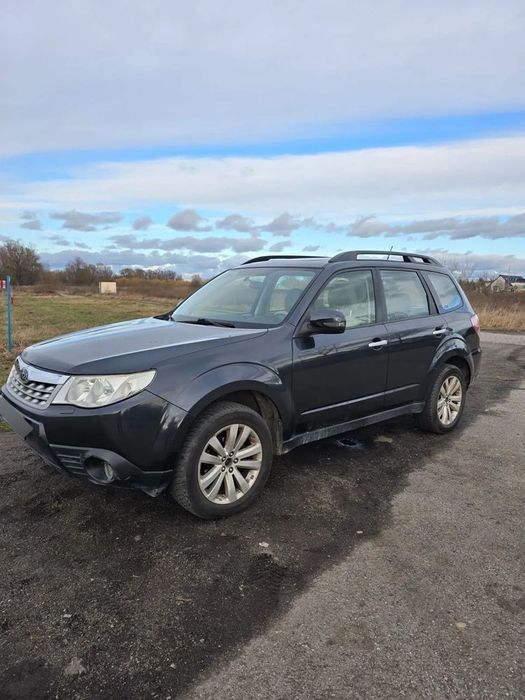 Subaru Forester pierwszy właściciel, stan dobry do bardzo dobry, jasna tapierka