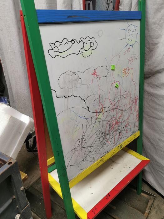 Двосторонній мольберт Komarovtoys М404 з магнітною дошкою длямалювання