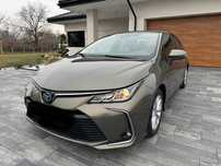 Toyota Corolla 1.8 hybryda 1-szy i jedyny właściciel
