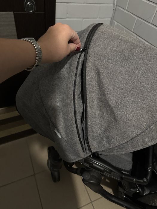 Коляска для двійні