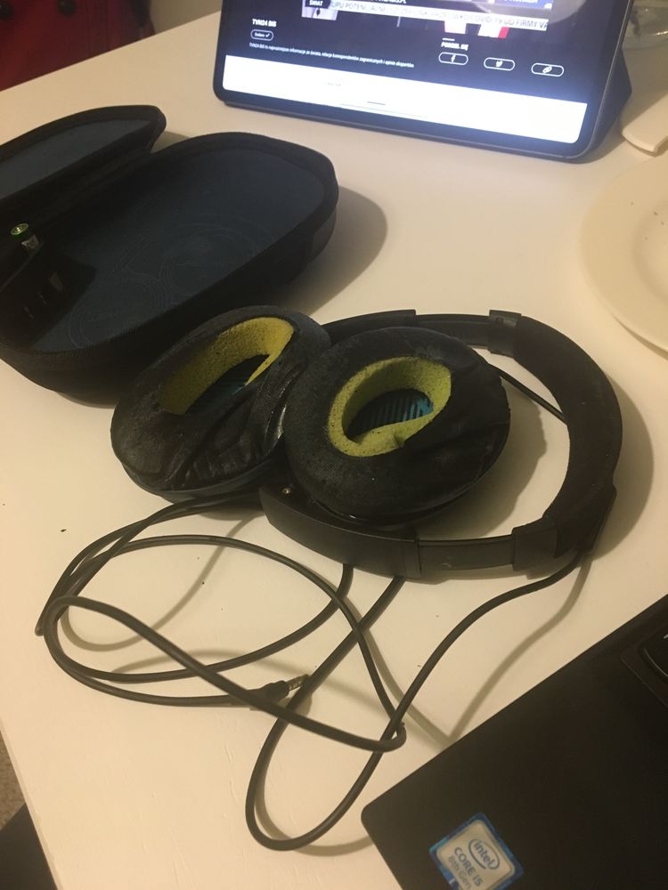 Bose quietcomfort 25