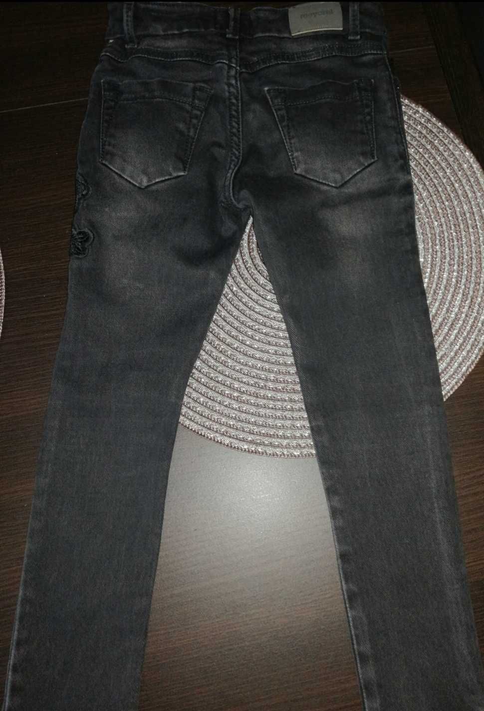 Spodnie jeansy dla dziewczynki mayoral 110 cm