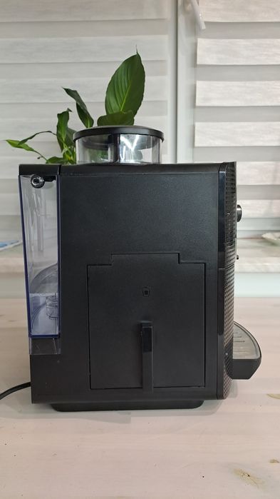 Кавомашина (кавоварка) Krups EA81*