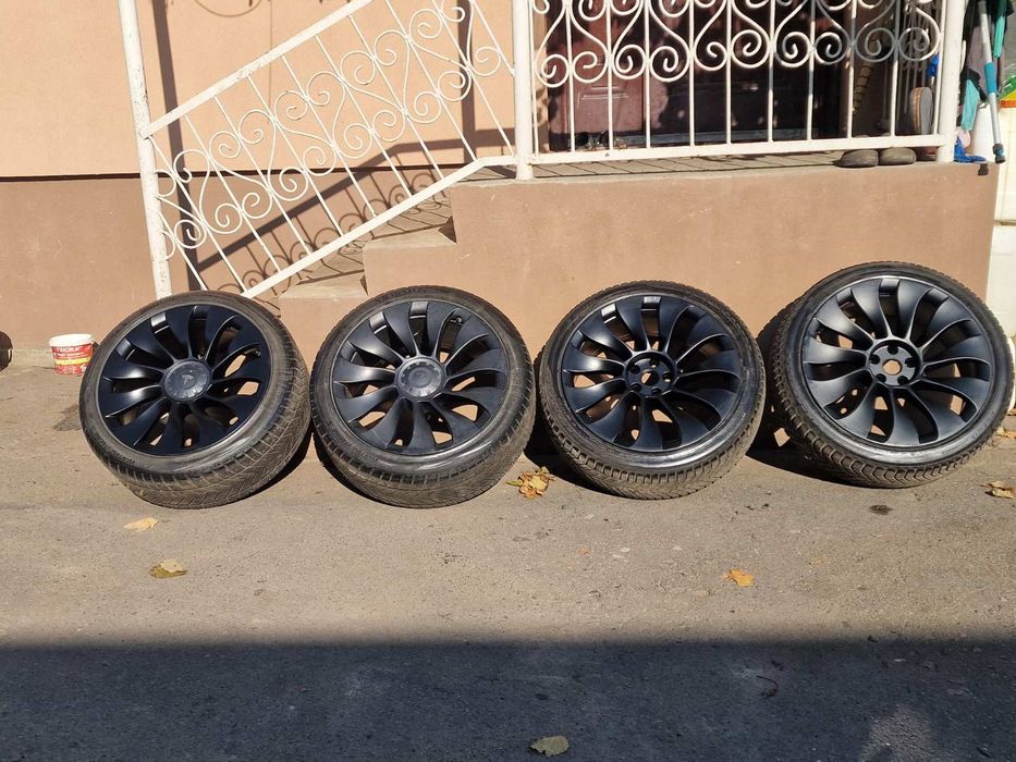 Колеса різноширокі на Тесла МУ