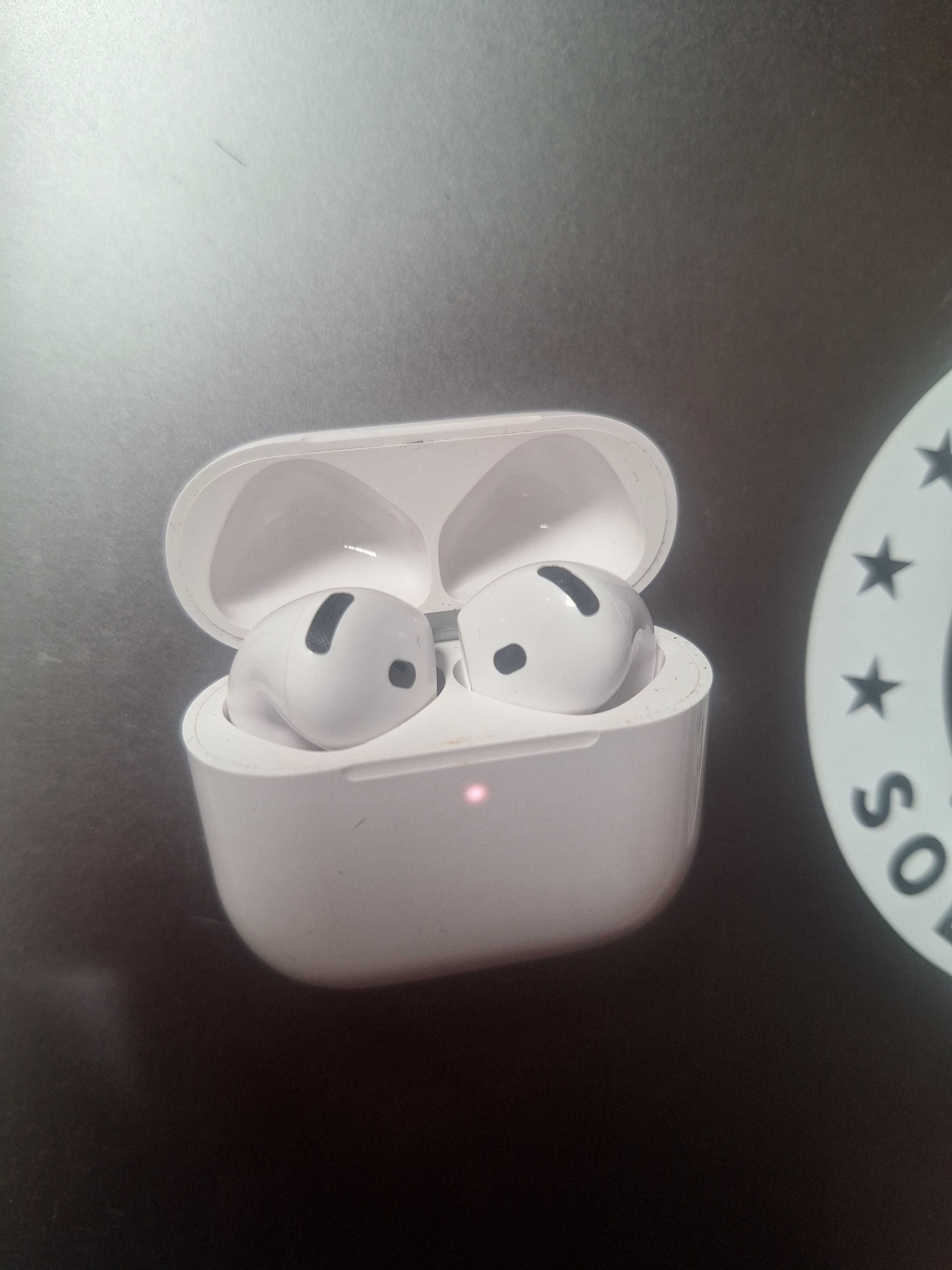 AirPods 4 cancelamento de ruido