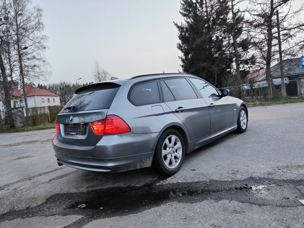 Bmw 320i e91 2011r zadbana stan bardzo dobry.