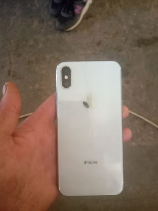 Продам Айфон 10 x