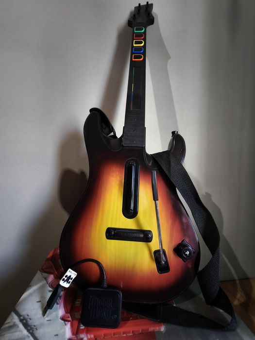 Guitarra Guitar Hero World Tour com Dongle