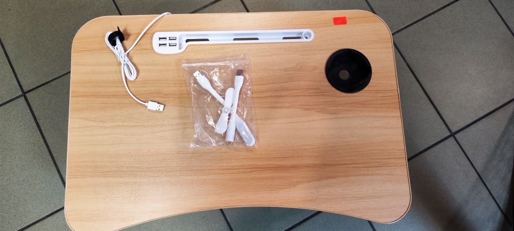 Stolik pod laptopa