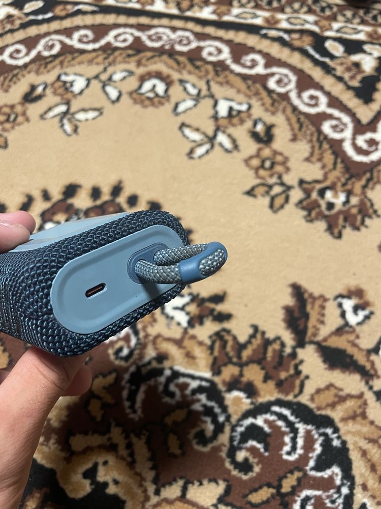 Продам JBL GO 3