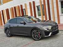Maserati Levante Zamiana Silnik ferrari GTS 530 KM V8 biturbo Panorama