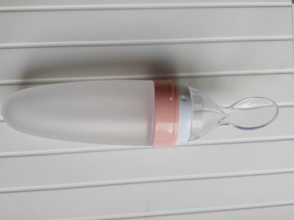 Silikonowa łyżeczka dozownikiem butelka z łyżeczką dla niemowląt