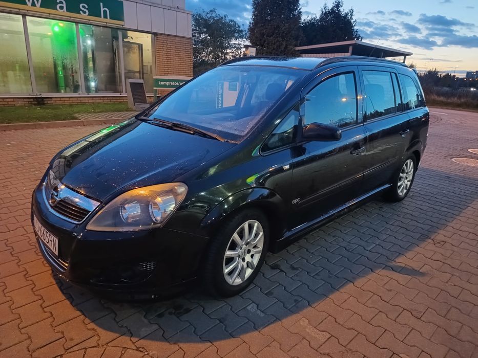 Opel Zafira 2,0 Turbo benzyna OPC Line 200KM
