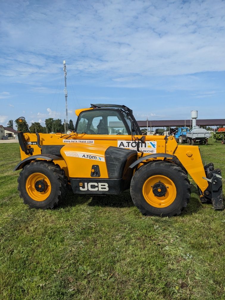 Телескопічний навантажувач JCB 535-95