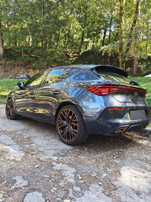 Cupra Leon 1.4 e-Hybrid (180 kW System) VZ