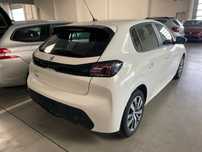 Peugeot 208 uszkodzony