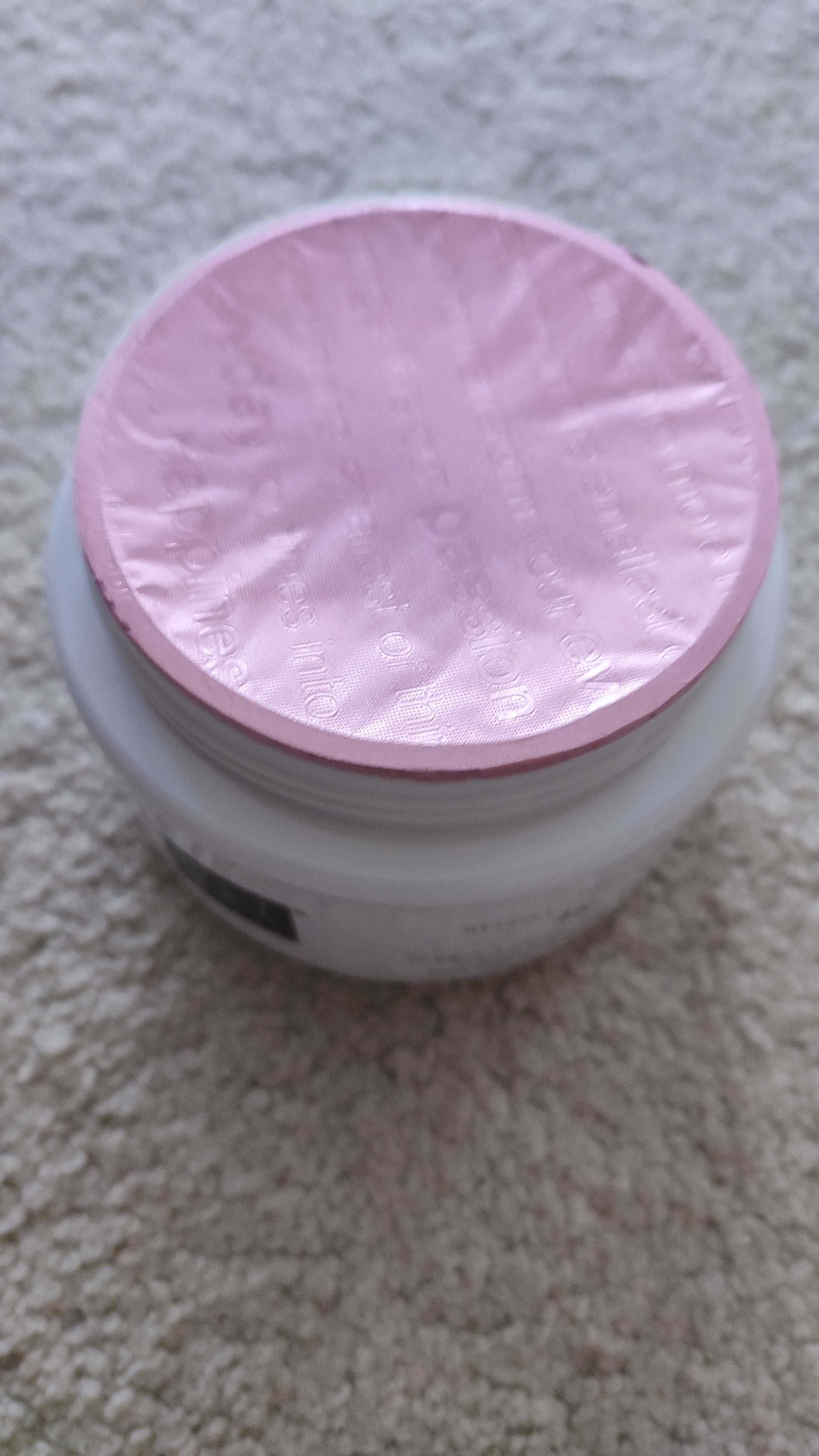 Ritual of Sakura krem do ciała 220 ml
