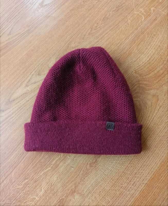 bordowa czapka beanie oldschool vintage y2k