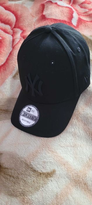 Кепка нова привезена з Польщі