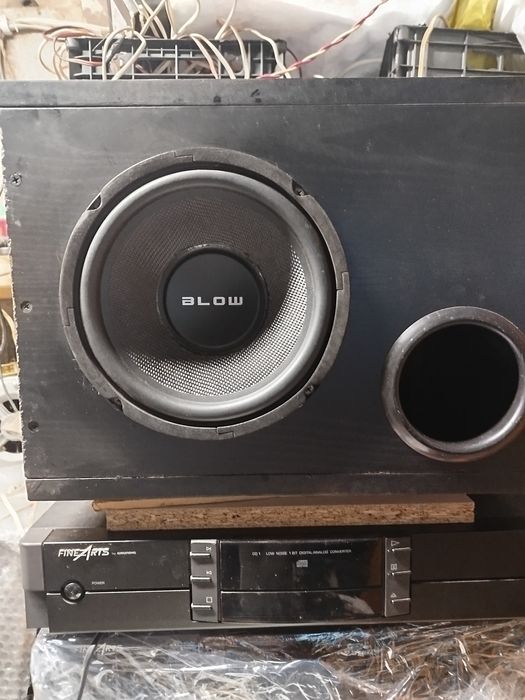 Компактный Сабвуфер