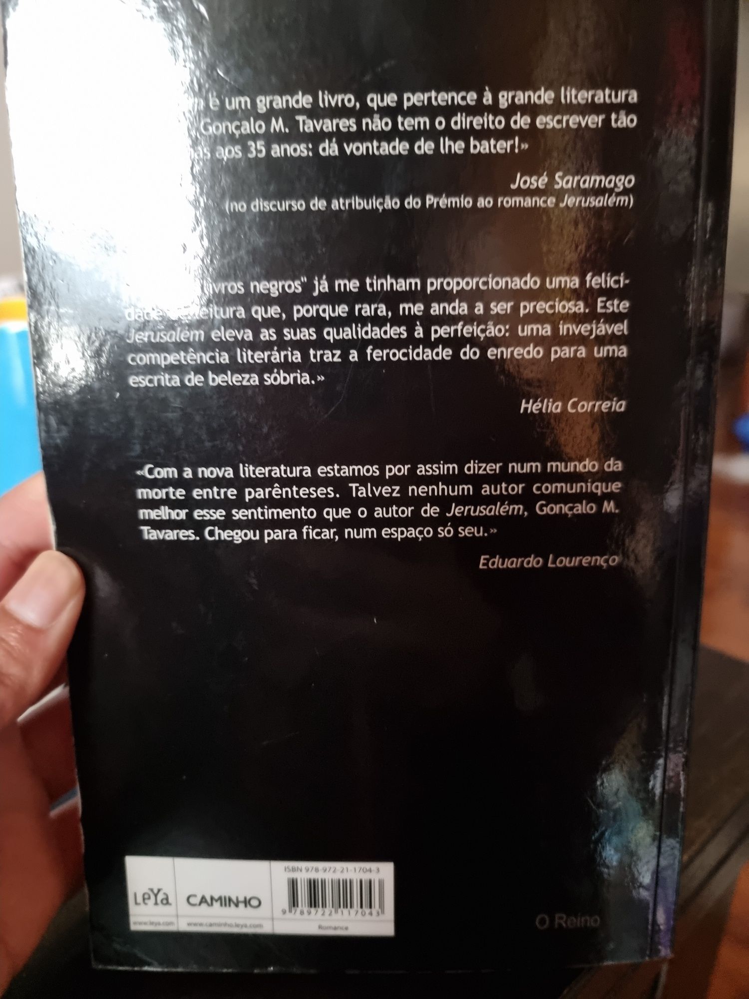 Livro "Jerusalém", Gonçalo M Tavares
Em português. Como novo