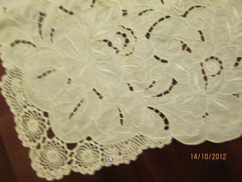 Toalha linho branca bordada