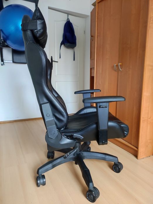 Fotel gamingowy Diablo x-one 2.0

NORMAL SIZE