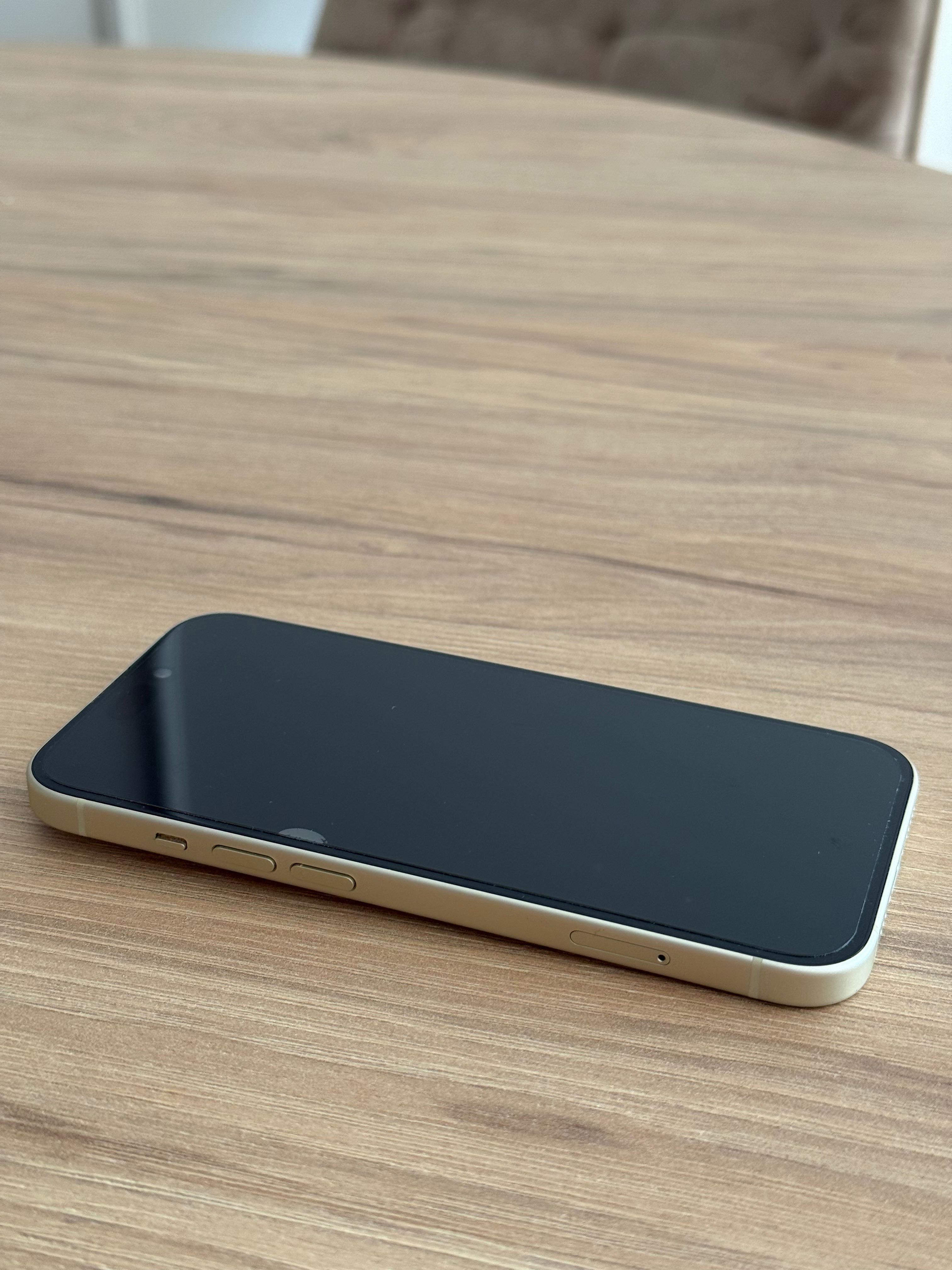 iPhone 15 żółty, 128 GB