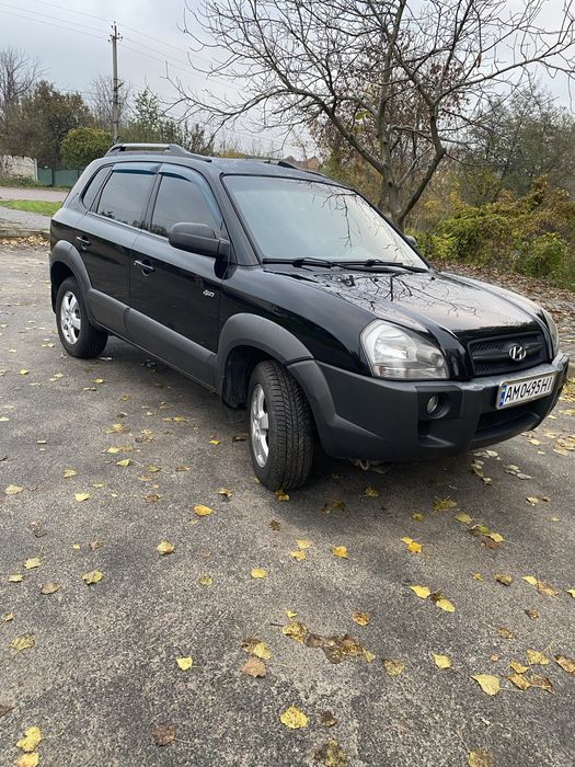 Продам  свій туксон