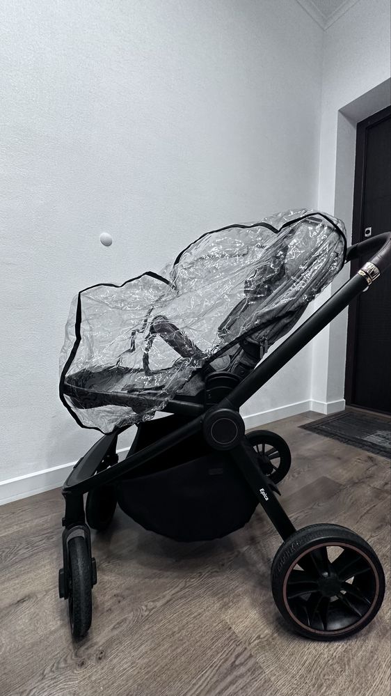Прогулянкова коляска Carrello