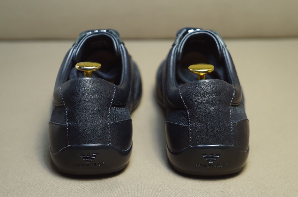 Armani Кроссовки Оригинал 41р ( 26,5см )