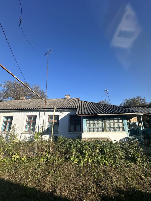 Продається частина будинку 42 м² у с. Комарівці, Вінницька обл.