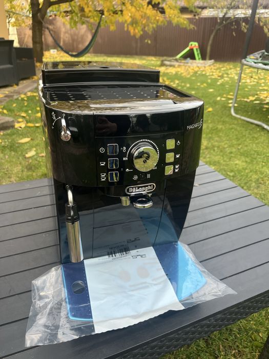Кавомашина Delonghi Magnifica S 2024 рік 4 місяць виробництво