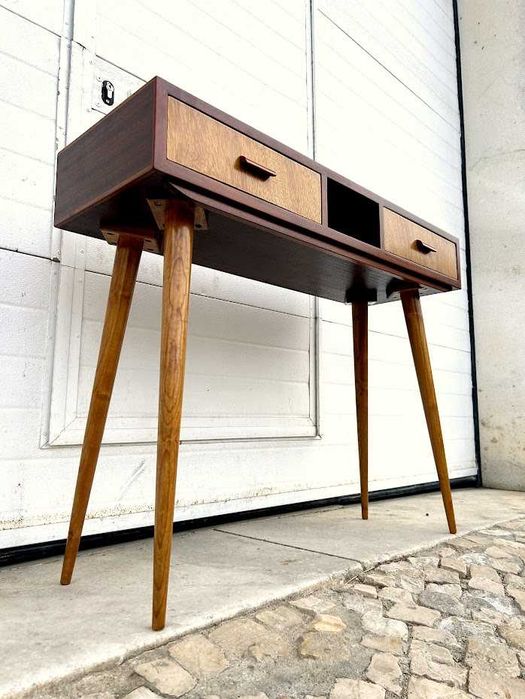 Consola olaio vintage + 96comp x 32prof x 76alt.