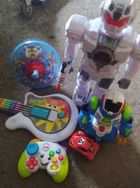 Zabawki dla chłopca, roboty, gitara, pad