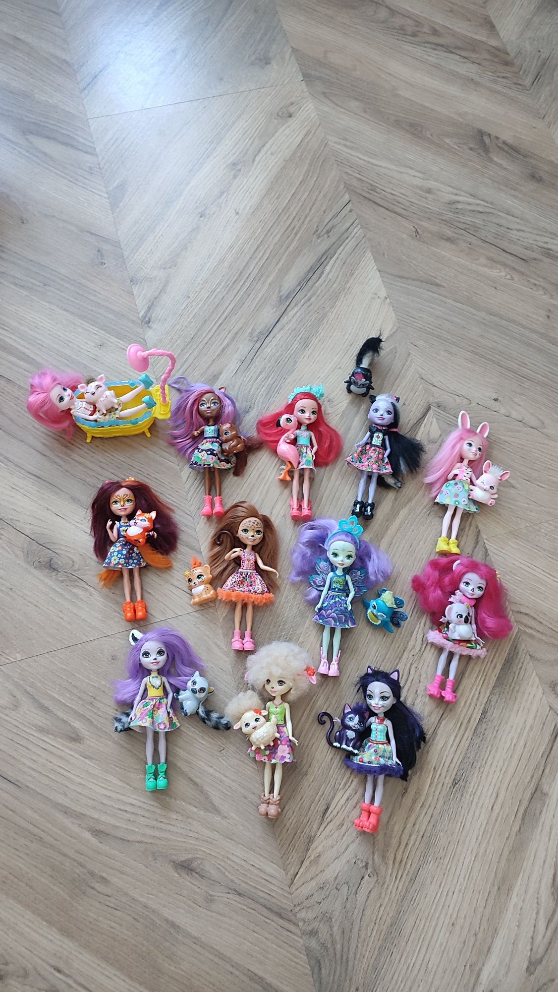 Larisa Lemur lalka Enchantimals z lemurem