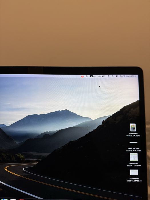 Macbook Pro 15 2017 i7 16GB RAM 256GB SSD