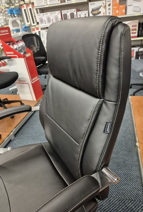 Cadeira Escritório em Pele (como nova / Poupe 90€))
