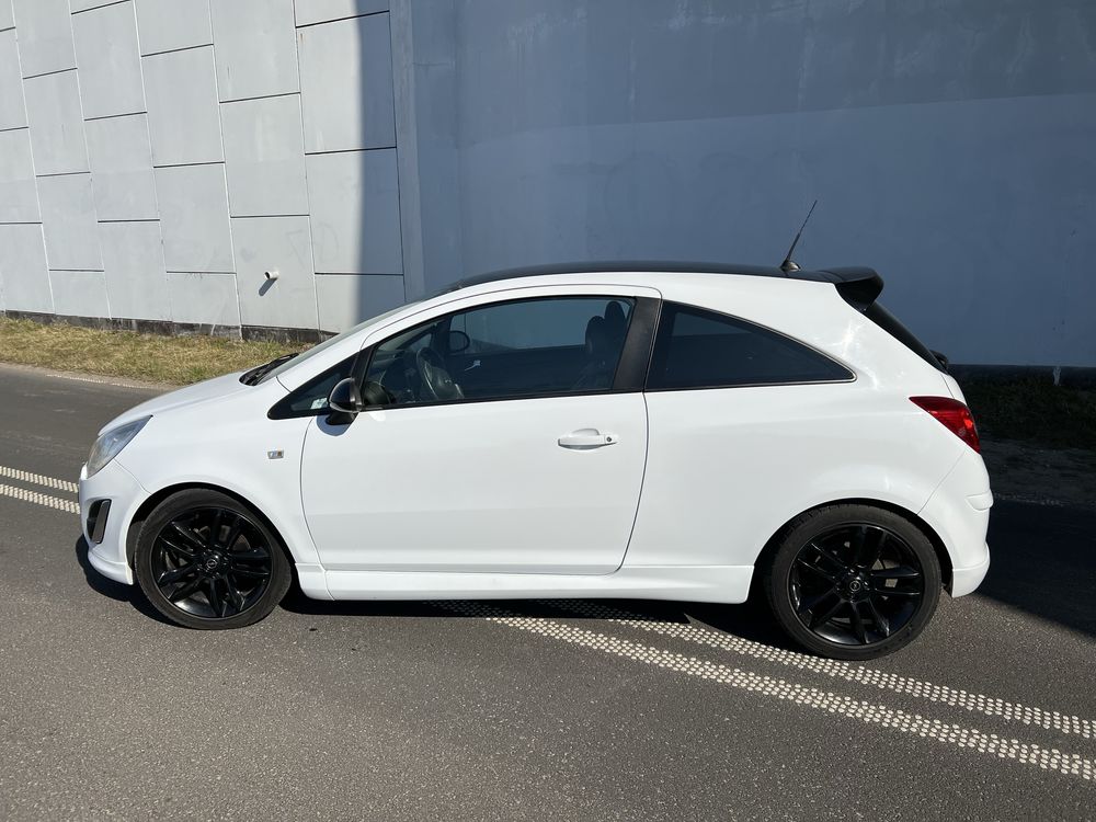 Opel Corsa D 1.3 Cdti 95km mały udokemntowany przebieg