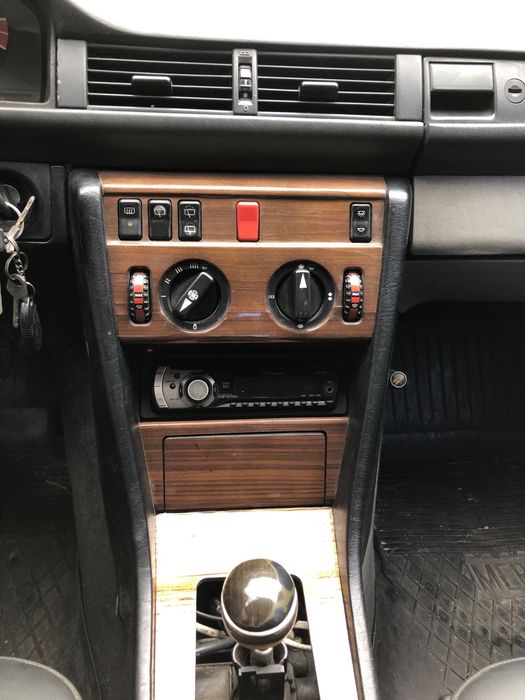 Мерседес w124 Mercedes